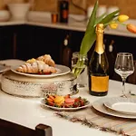 Apartment Enchanting 2bdr Townhouse In Centre! Valletta
