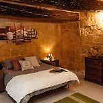 Apartment Enchanting 2bdr Townhouse In Centre!