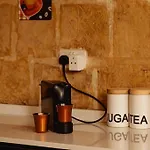Enchanting 2bdr Townhouse In Centre! * Valletta