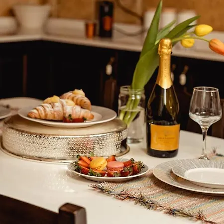 Apartamento Enchanting 2bdr Townhouse In Centre! La Valeta
