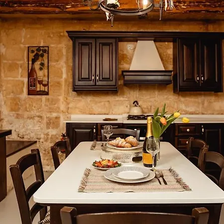 Appartement Enchanting 2bdr Townhouse In Centre!