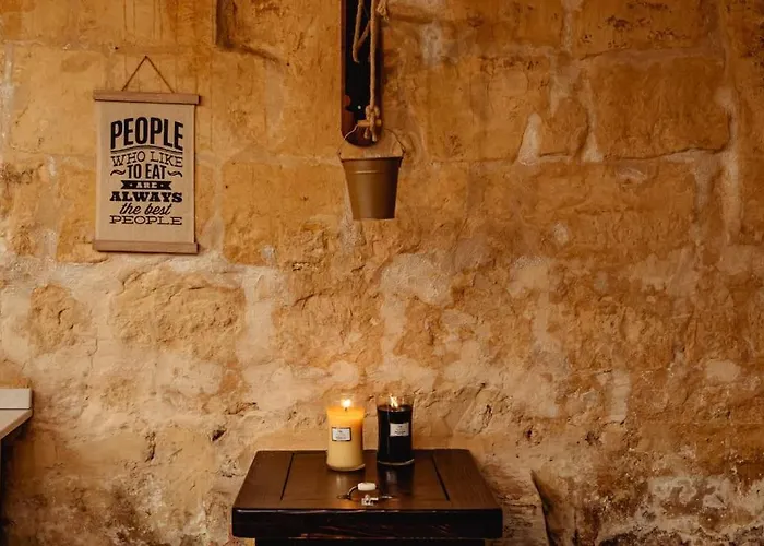 Διαμέρισμα Enchanting 2bdr Townhouse In Centre!